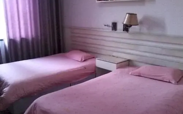 Liaocheng Xiaocheng Yaju Business Hotel