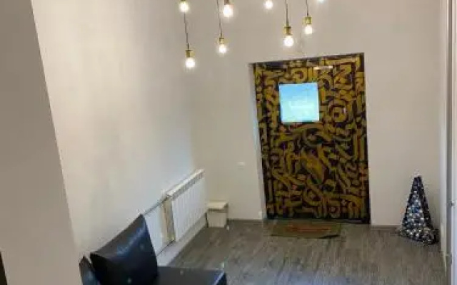 CM's Hotel