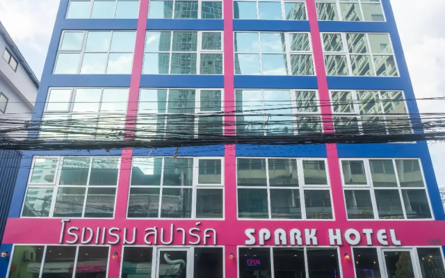 Spark Hotel