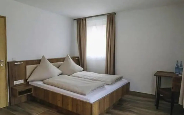 LOOK Hotel & Rooms