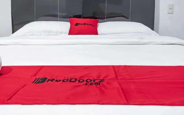 RedDoorz Plus near Thamrin Plaza Medan