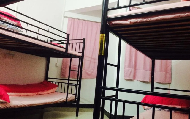 Long Island Hostel