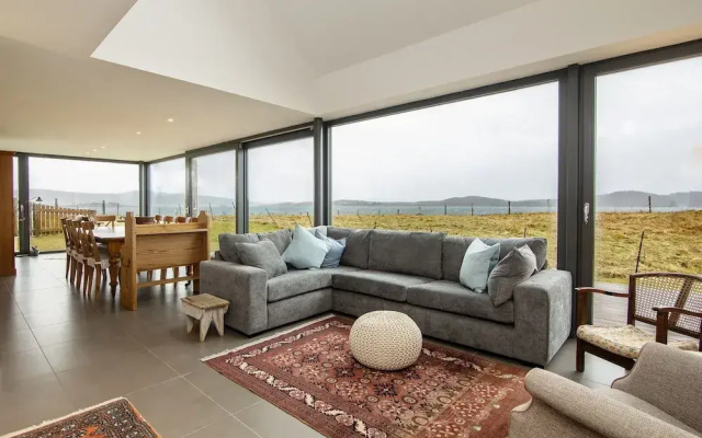 Solas, Ormiscaig, Luxury Coastal Retreat