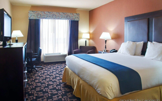 Holiday Inn Express Hotel & Suites Huntsville by IHG