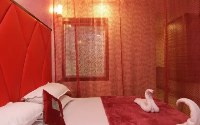 Shri Laxmi Narayan Bungalow