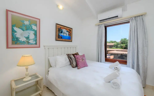 San Lameer Villa Rentals  2813