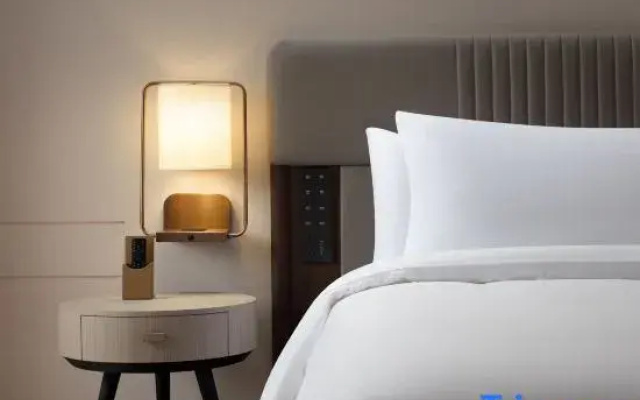Lanxi Maison New Century Hotel