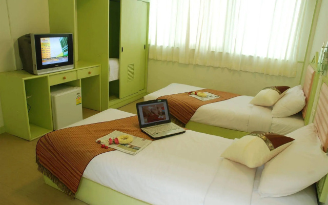 New Mitrapap Hotel