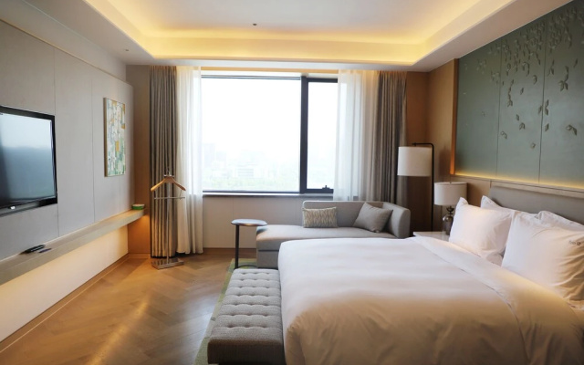 Holiday Inn Zhengzhou High Tech Zone by IHG