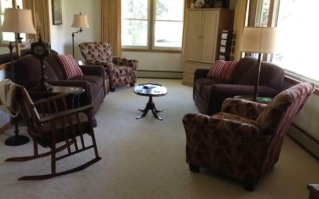 Oak Hill Bed & Breakfast