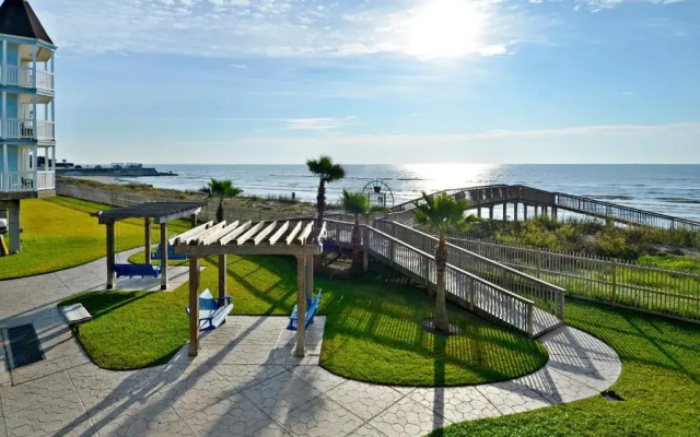 A Sunny Seahorse by Ryson Vacation Rentals