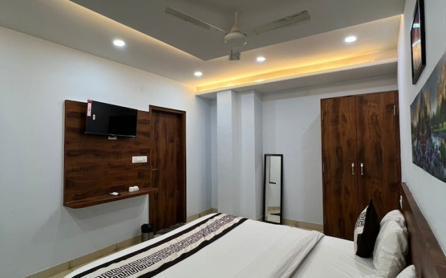 Hotel RK palace near airport