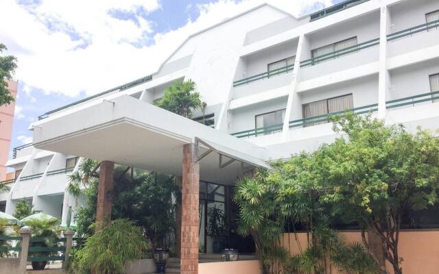 Sirin Hotel Hua Hin вид на фасад