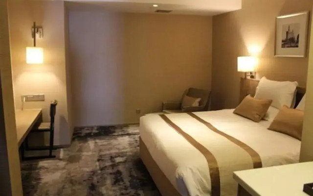 Shanghai Xujiahui 80,000 Stadium Quli Hotel