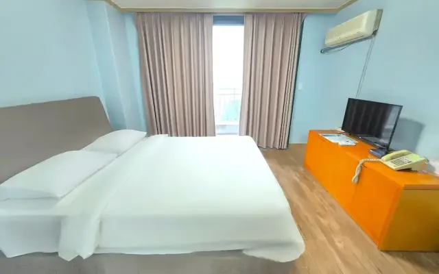 Ilsung Nam Han River Condominium Resort
