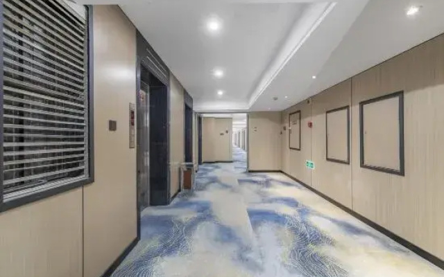 KaiBin Qingju Hotel (Jiuyanqiao Taikoo Li Store)