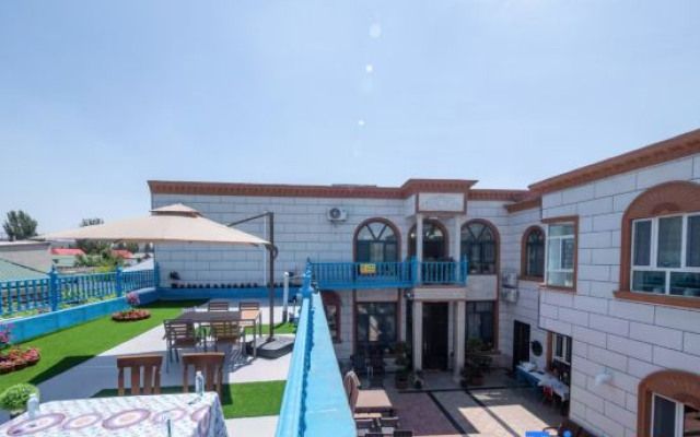 Bamu Homestay (Yining Railway Station)