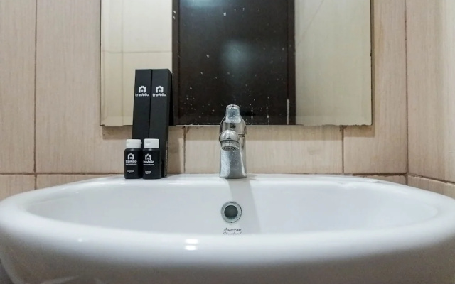 Strategic and Cozy Studio Room Apartment at Tamansari Papilio