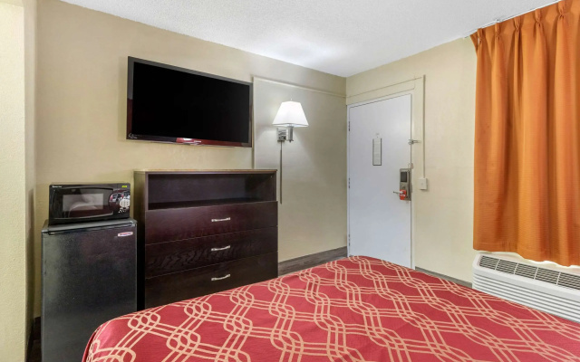 Econo Lodge Columbia Fort Jackson