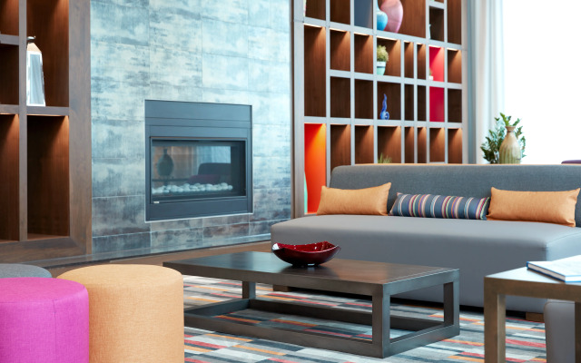 Holiday Inn Hotel & Suites Montreal Centre-ville Ouest by IHG