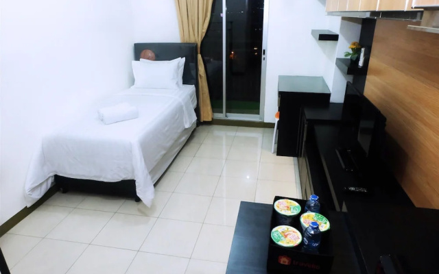 Cozy Studio Apartment Near Mall Kelapa Gading