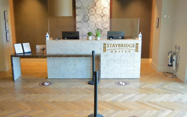 Staybridge Suites London Heathrow - Bath Road by IHG