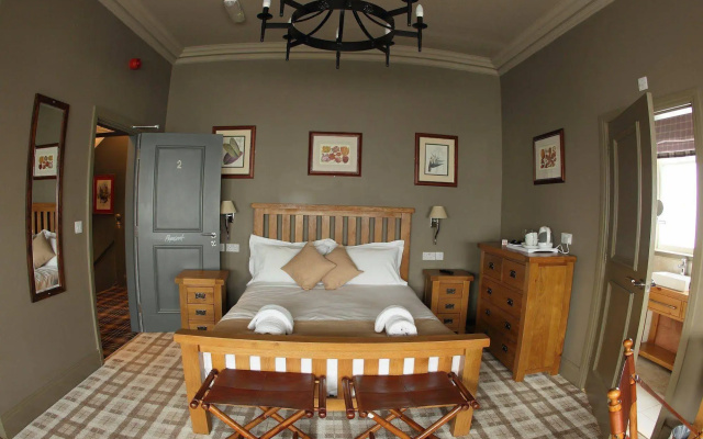 The Game Bird Hotel