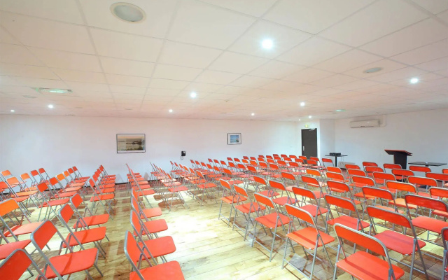 Zenia Hotel & Spa