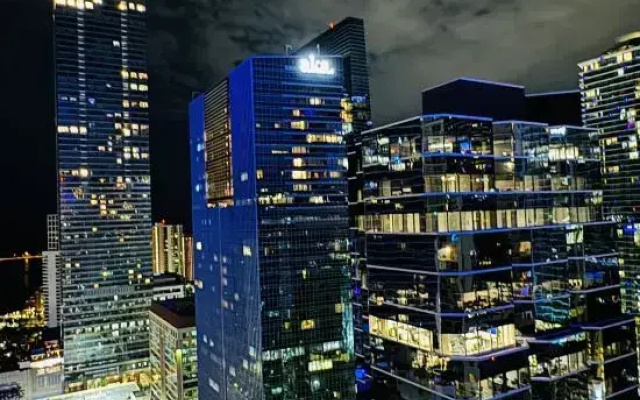 Suites R Us Brickell Bay Dr