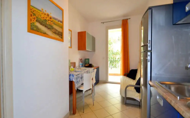 Beachfront Escape one Bedroom Flat With ac