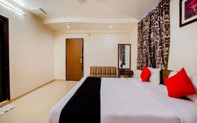 Capital O 48482 Hotel Tribecca Inn