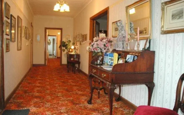 Rosies Inn