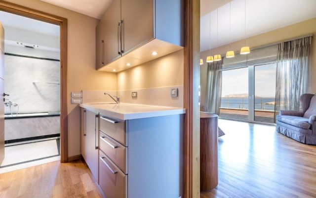 Analisa Luxury Villa