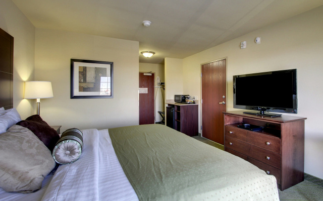 Cobblestone Hotel & Suites - Wayne