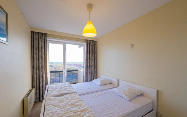 Bright Apartment Near the Center