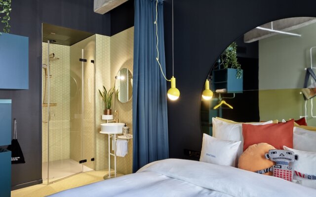 Отель 25hours Hotel The Circle Германия, Кёльн - отзывы, цены и фото номеров - забронировать отель 25hours Hotel The Circle онлайн вид на фасад