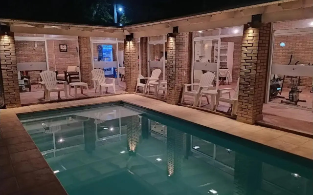 Al Rio Suites
