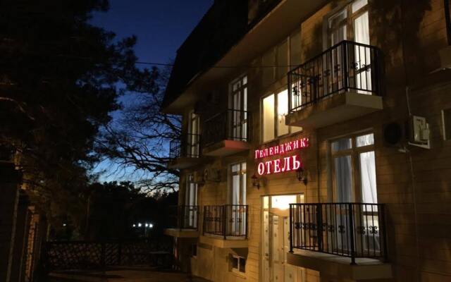 Gelendzhik Hotel вид на фасад