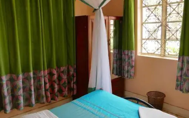 Hotel Acacia City