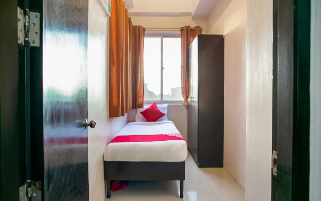 OYO 505 Jardin Suites