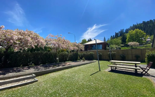 7 Bellbird Place