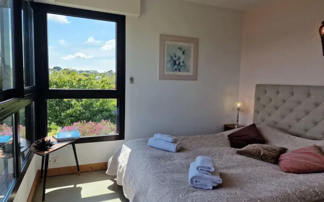 Architect Villa With Fantastic sea View, Locquirec