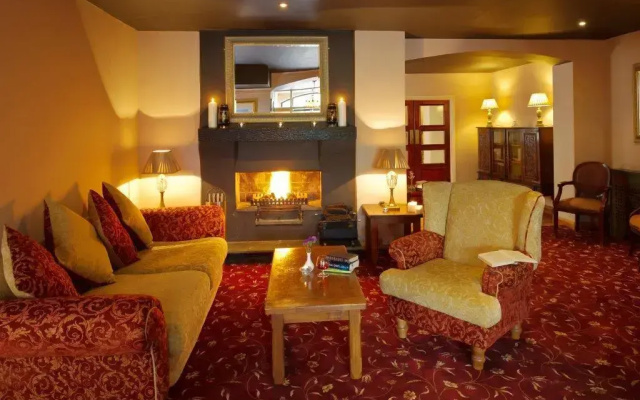 Hylands Burren Hotel