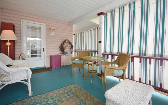 Campbell House B&B