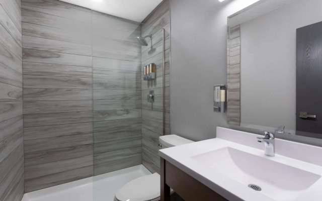 Travelodge by Wyndham Elkhart