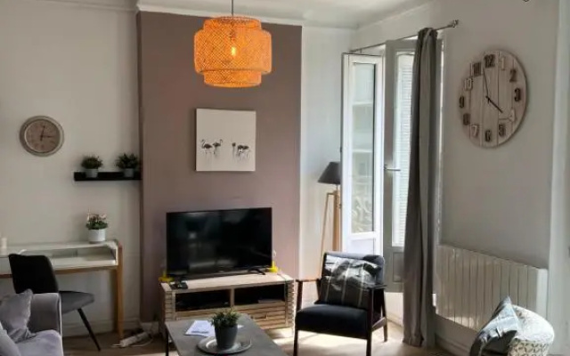 Magnifique Appartement 3 pièces Joliette Marseille PARKING PRIVATIF