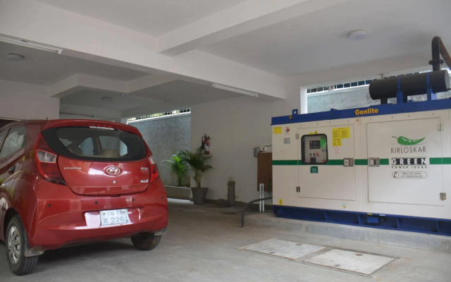 Max Classic Serviced Apartment