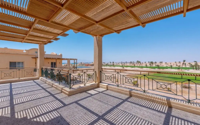 Vesta - Luxury APT II - 2BR - Golf