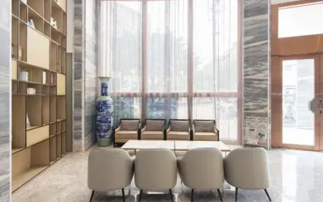 Starway Hotel (Fuzhou Changle Shiyang Subway Station