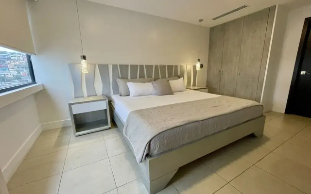 Santa Ana Guayaquil Lux Coliving Ecuador